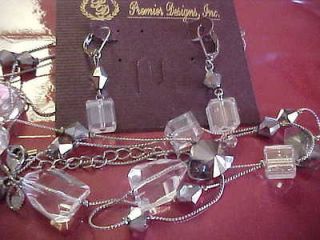 PREMIER DESIGNS AURORA BOREALIS GLASS BEADS ICE CRYSTAL NECKLACE 