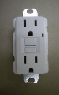 LOT OF 50 WHITE GFI GFCI OUTLET, 15 AMP 120V UL LISTED