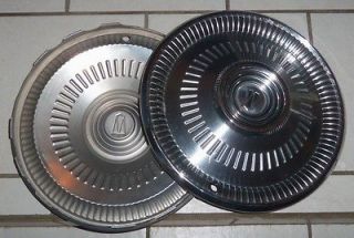vintage ford hubcaps in Vintage Car & Truck Parts