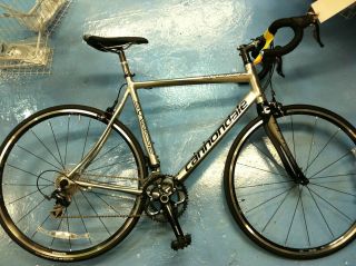 NEW 2012 CANNONDALE SYNAPSE ROAD BIKES BICYCLE SHIMANO 105 BLOWOUT 