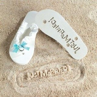 JUST MARRIED FLIP FLOPS SIZE 9/10 COME IN SEALED PACKAGING, NEVER 