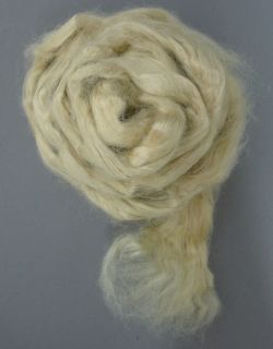 Honey Tussah Silk Top~2oz~spinning wool roving fiber