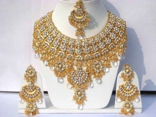 Ashwairiyas Glamour Jodha Akbar White Bridal Necklace Set Earring 