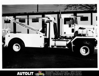 1982 Kenworth 30 Ton Wrecker Truck Factory Photo