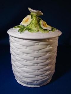 Geo Lefton Vintage Daisy Pattern Porcelain canister jar