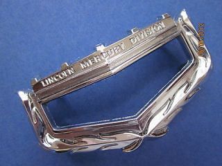 FORD LINCOLN MERCURY DIVISION NOS VINTAGE Hood Grille Emblem THIS IS 