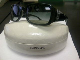 coach sunglasses cases in Sunglasses