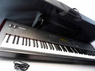 Yamaha S90 88 Key Professional Keyboard / Synthesizer w Case