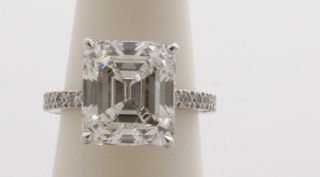   09 Carat H VS 1 EMERALD CUT White Diamond Platinum Ring WHOLESALE