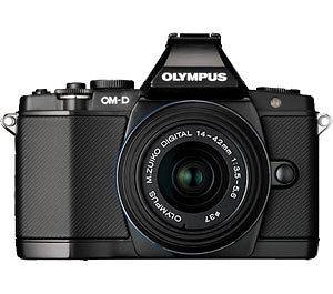 Olympus OM D E M5 Micro Digital Camera & 14 42mm II + 40 150mm Lens 