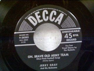 JERRY GRAY ON BRAVE OLD ARMY TEAM / ANCHORS AWEIGH 45 NEAR MINT