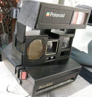 POLAROID SUN 660 AUTO FOCUS 600 Film Camera With Flash VGC RETRO Black 