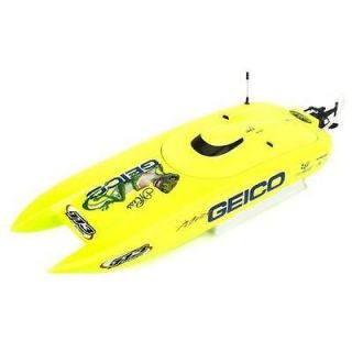 Pro Boat Miss Geico 24 Catamaran R/C Boat RTR 2.4GHz W/ Battery/Charge 