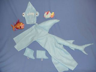 shark,fish,plush,blue costume,handmade,head,body,feet,6 8;small fish 