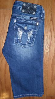 MISS ME GIRLS TWO TONED SILVER SEQUIN WING BERMUDA SHORT SIZES   10,12 