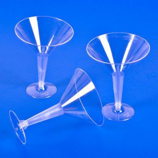 plastic martini glasses in Holidays, Cards & Party Supply