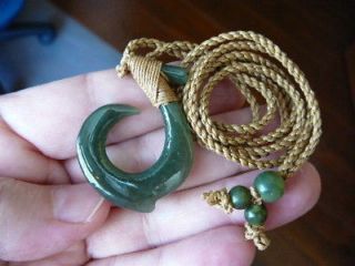 MJ 02 MAORI style, green JADE FISH HOOK PENDANT Jewelry Necklace gem