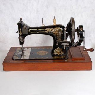 Sewing Machine White in Crafts