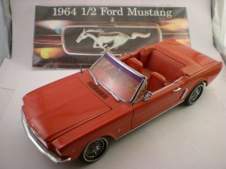1964 1/2 FORD MUSTANG CONVERTIBLE 118 DIECAST PRECISION COLLECTION 
