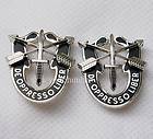 PAIR US SPECIAL FORCES SF HAT PIN MOTTO METAL BADGE DE OPPRESSO LIBE 