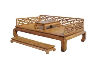 Chinese Traditional Hua Li Mu Rose Wood Geometric Design Day Bed Set 