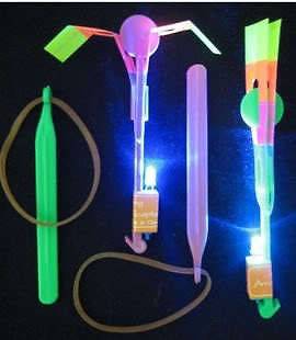 100pcs Amazing Toy LED Arrow Helicopter Boomerang Frisbee ☆D6