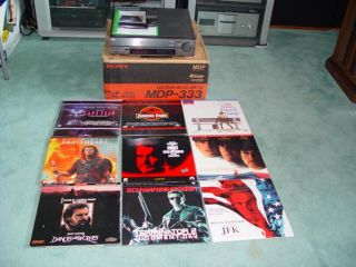 SONY MDP 333 STEREO LASERDISC PLAYER W/BOX/ REMOTE/INSTS/18 LDs/4 CD 