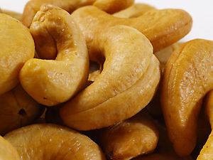 ROASTED AND SALTED CASHEWS NUTS (3 LB)