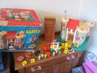 Fisher Price Little People Play Family Castle Box 993 N Dragon 100% 