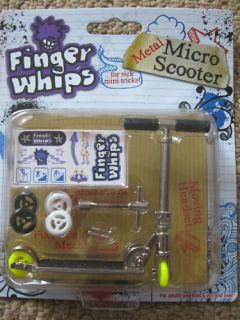 FINGER WHIPS METAL MICRO FINGER SCOOTER TOY   SILVER