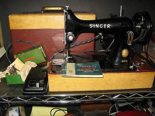 Singer Model 99K Vintage Sewing Machine in Case 1955 EK581634 Working 