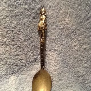 CLASSIC YVONNE DIONNE ONE OF THE QUINTUPLETS COLLECTIBLE SPOON 9/18