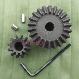 Gear with Screw & Wrench Set for Honey Extractor Extracting Repair 