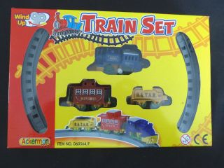 WIND UP TRAIN SET FOR KIDS IDEAL FIRST TRAIN SET CHRISTMAS GIFT