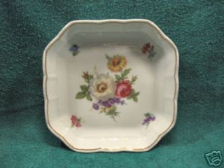 Richard Ginori Italy Porcelain Tray / Dish Flowers Bowl