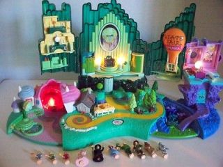 POLLY POCKET WIZARD OF OZ DISNEY PLAYSET*L@@K*COMPLETE* 10 CHARACTERS 