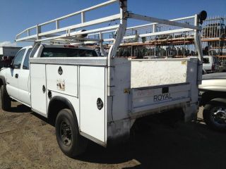 USED ROYAL 8 UTILITY SERVICE BED w LADDER RACK 05 Silverado Truck