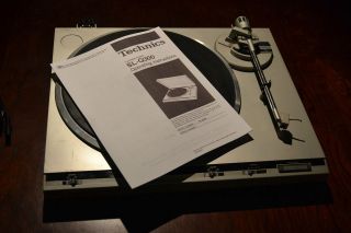 Technics SL Q300 Direct Drive Automatic Turntable System Record Player