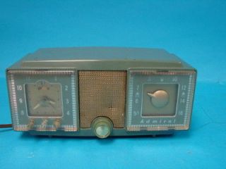   5A48N Army Green+Gold Space Age Jetsons Clock Radio Table Top Tube