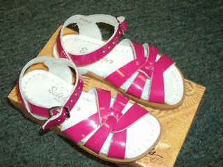 salt water sandals in Kids Clothing, Shoes & Accs