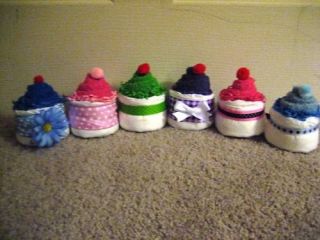 BABY SHOWER FAVOR DIAPER WASHCLOTH CUPCAKES CAKE LOOK