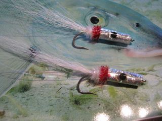 Vainers V Fly Silver/White Bass Slider Surface Disturbance 