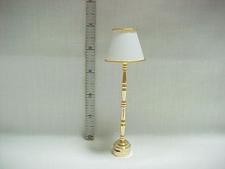 Battery Operated Light Outdoor Pole Lamp FL3BS Dollhouse Miniatures