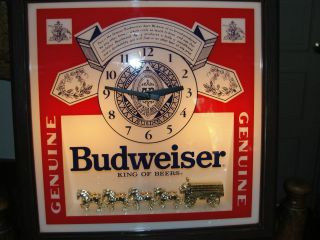   Deluxe Label Clock, advertising, Clydesdales, beer, sign, faux wood