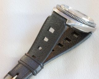 Thick 19mm Tropic band style for big vintage dive watch