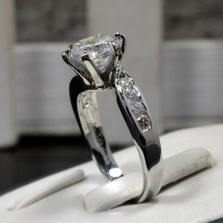   Ct CZ Crystal Round Brilliant Promise Wedding Engagement Ring