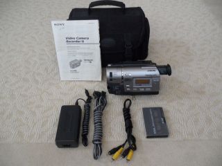   TR517 Hi8, Video8 8mm Video Camera/Camcorder/Tape Player. GREAT COND