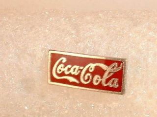 coca cola pins in Collectibles
