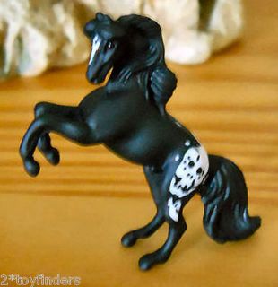 Collectibles > Animals > Horses: Model Horses > Breyer > Mini Whinnies 