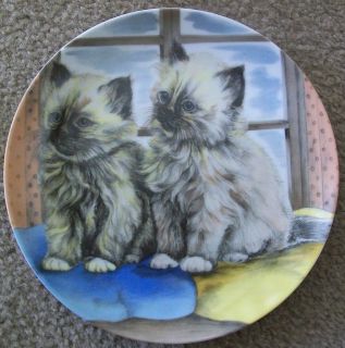 decorative cat plates in Collectibles